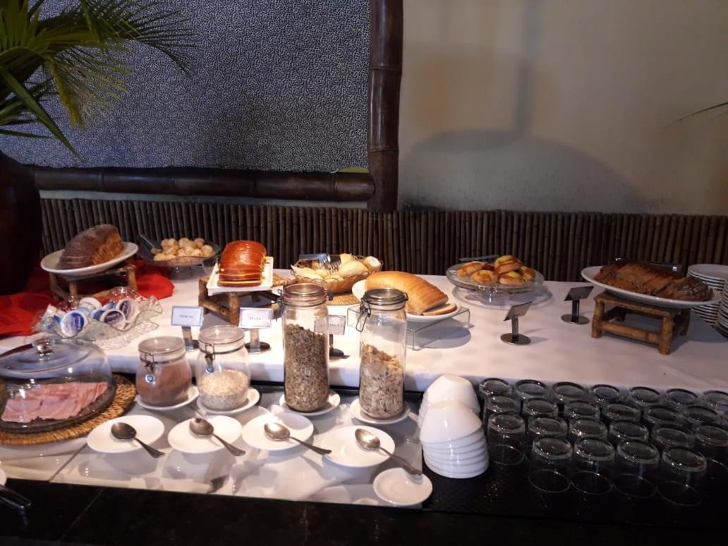 Ilha Flat Hotel Suite Swaenen II อิลญาเบลา ภายนอก รูปภาพ
