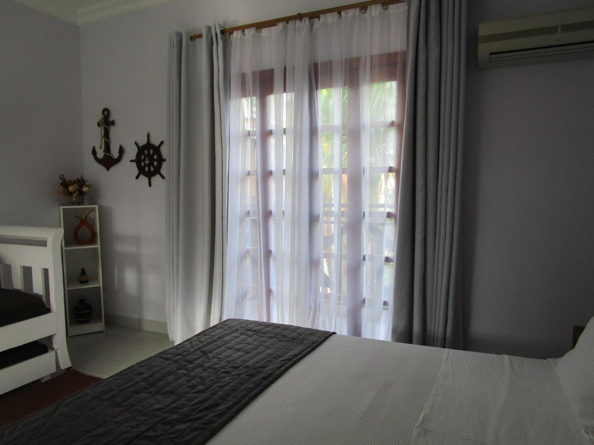 Ilha Flat Hotel Suite Swaenen II อิลญาเบลา ภายนอก รูปภาพ